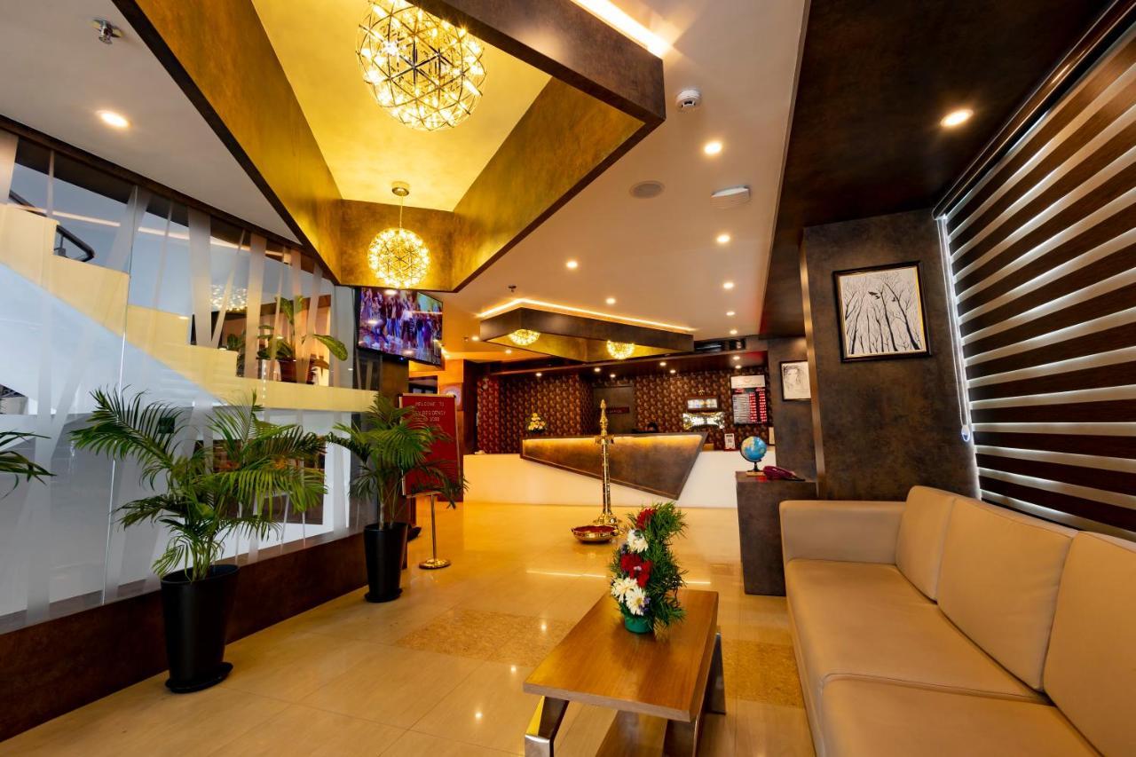 Hotel Dev Residency Thiruvananthapuram Zewnętrze zdjęcie