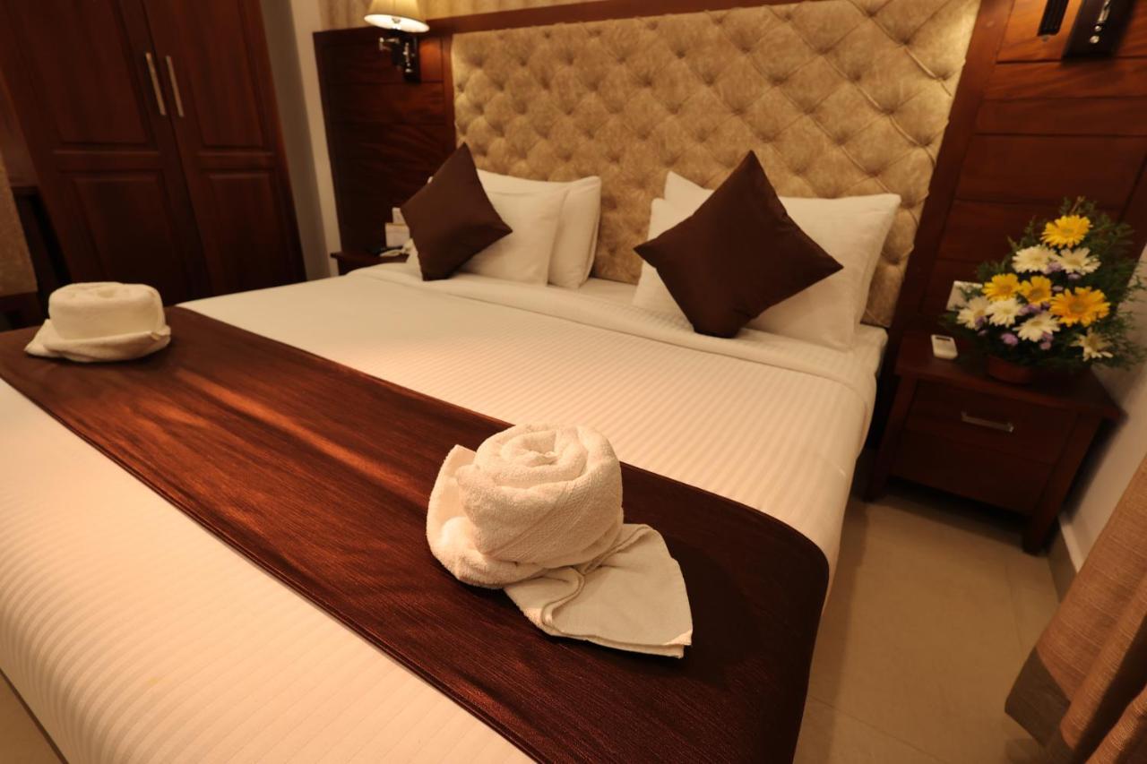 Hotel Dev Residency Thiruvananthapuram Zewnętrze zdjęcie