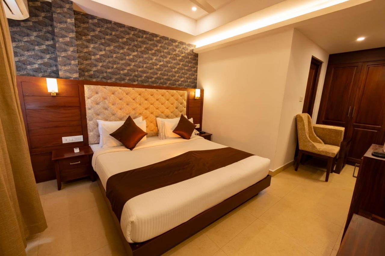 Hotel Dev Residency Thiruvananthapuram Zewnętrze zdjęcie